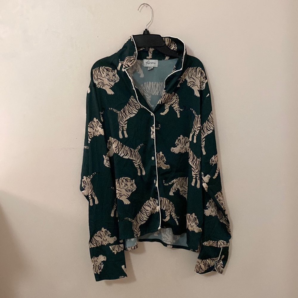 Averie pajamas with tigers